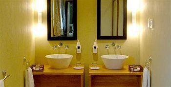 ווינדהוק Villa Verdi Guesthouse מראה חיצוני תמונה
