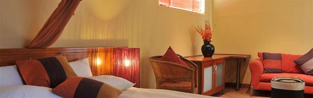 ווינדהוק Villa Verdi Guesthouse מראה חיצוני תמונה